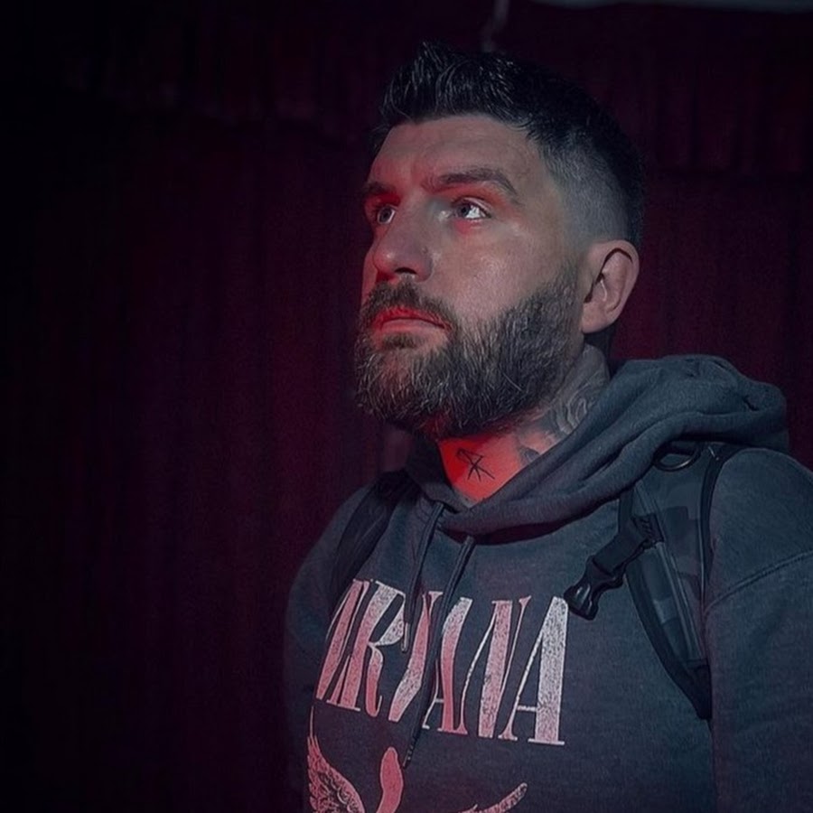 Adam Mark Explores