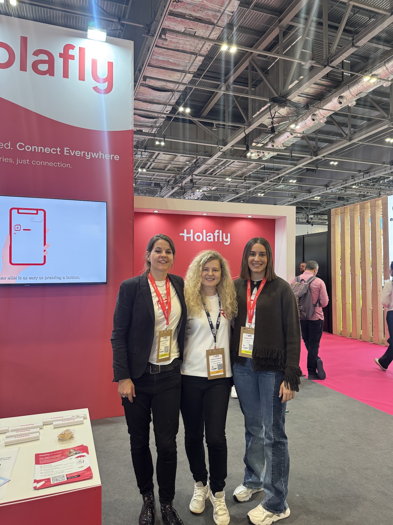 Ruthless Talent’s Head Of Influencer Marketing Tanya with the team at Holafly Ruthless Talent's Head Of Influencer Marketing Tanya with the team at Holafly